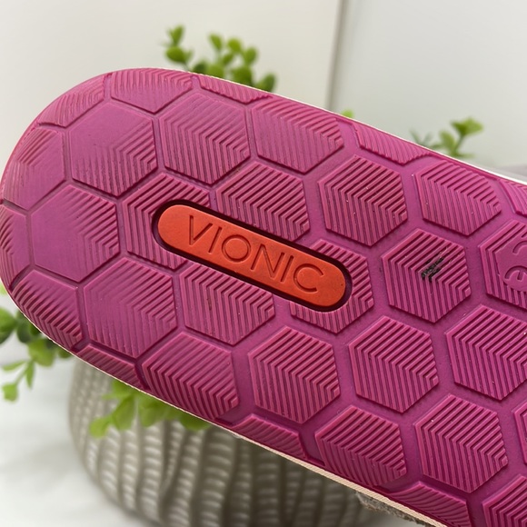 EUC Vionic Ailie White Mary Jane Athletic shoes size9 pink gray white - Picture 10 of 13